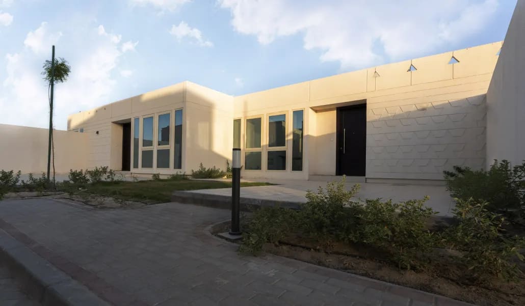 Flat1-Building-Outdoors1